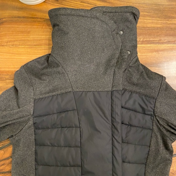 Helly Hansen Asymmetrical Jacket gray & black size small - Picture 2 of 8